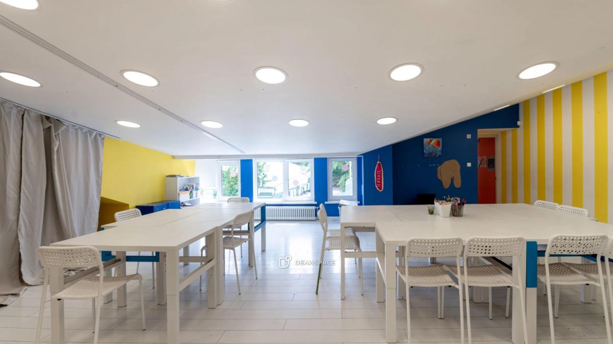 Зал с мансардой на Таганке - Фото №2