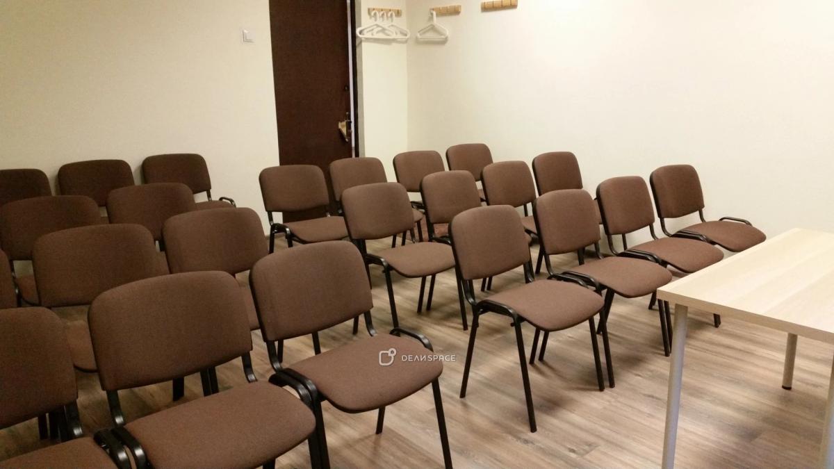 Зал "Альфа" с тренерской для семинаров, тренингов, лекций на Краснопресненской - Фото №6