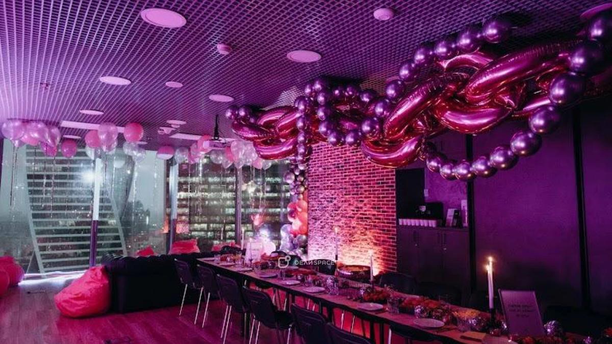 Лофт "Красный" в Москва-Сити - Фото №1