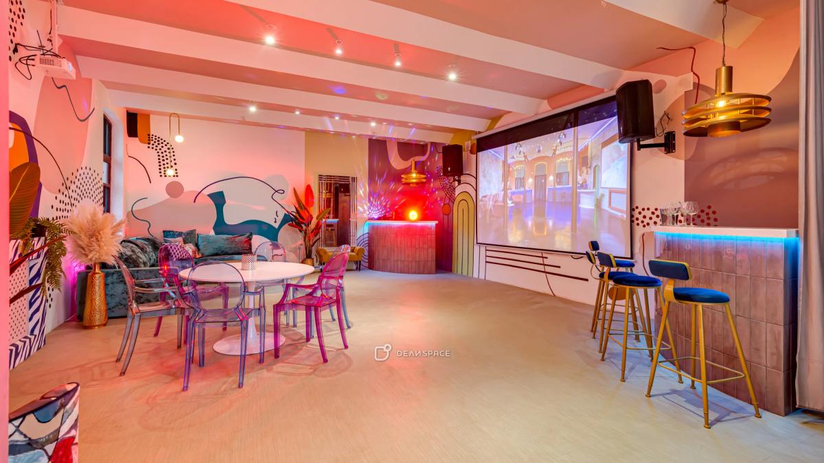 Лофт «ГАЛЕРЕЯ»  с кухней и верандой на Семеновской - Фото №2