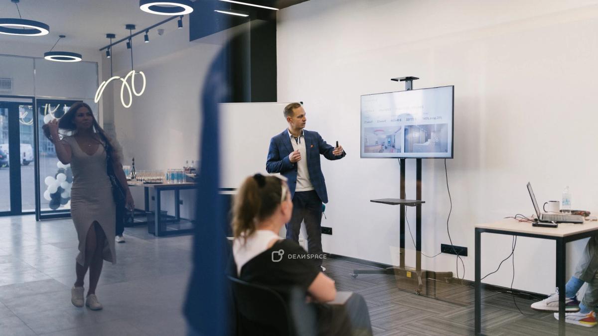 Конференц-зал Лихоборы на 25 человек.Коворкинг Bloks - Фото №11