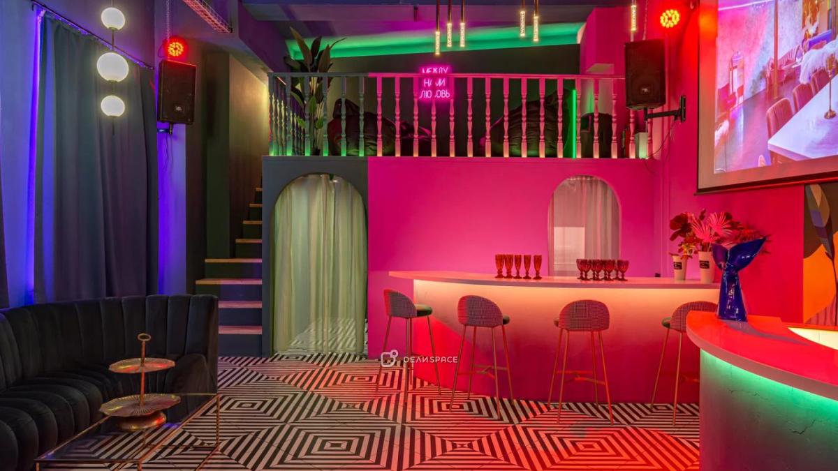 Лофт "Мира" на двух уровнях с кухней на Бауманской - Фото №7