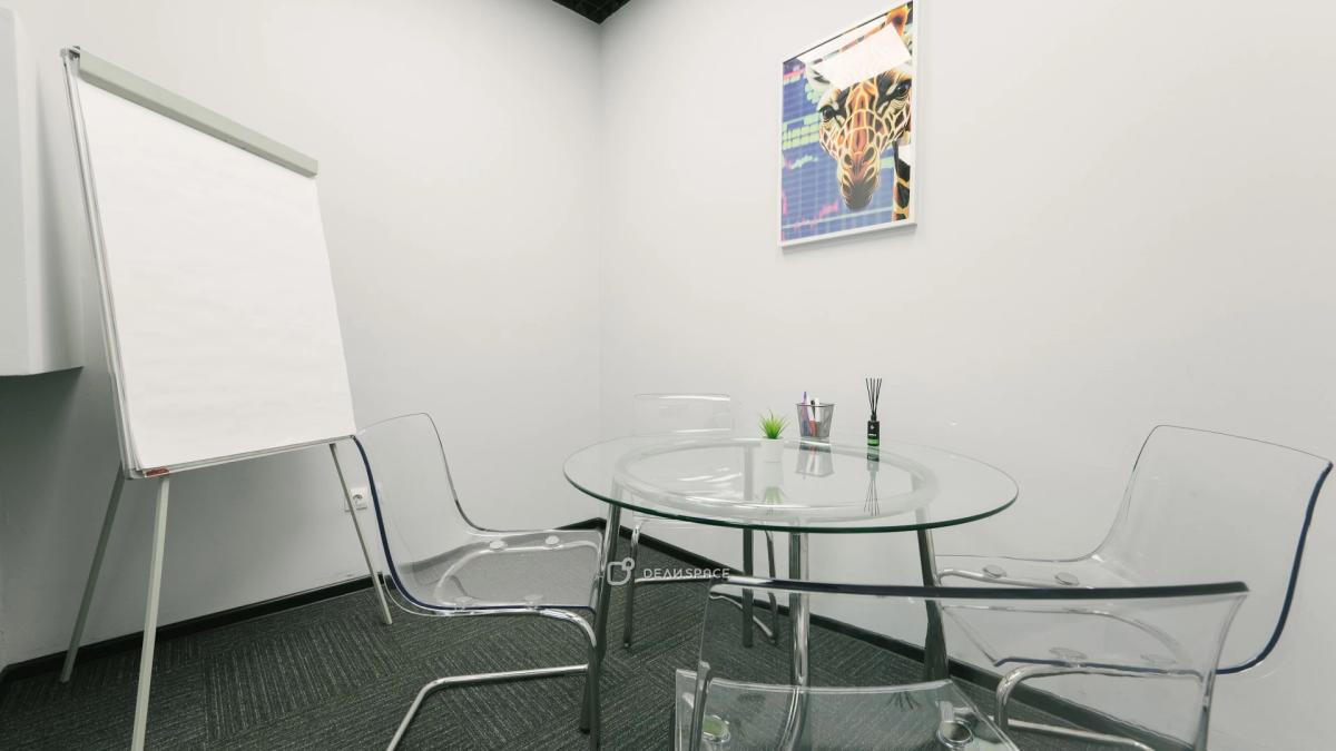 Переговорная комната в коворкинге Bloks до 4-х человек на Павелецкой - Фото №1