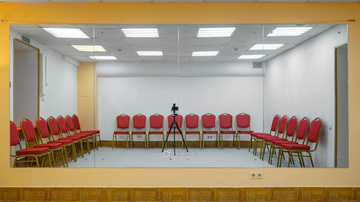 Вип-зал "Апартаменты" для тренигов, деловых и дружеских встреч, курсов, семинаров, телесных практик м. Новослободская - Фото №2