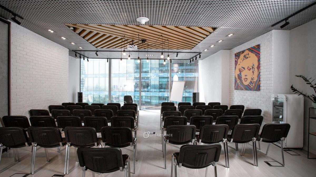 Переговорная Восток в Москва-Сити - Фото №13