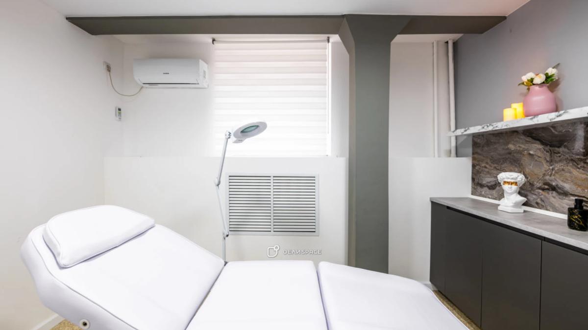 Стильный кабинет с кушеткой и мокрой точкой на Добрынинской - Фото №3