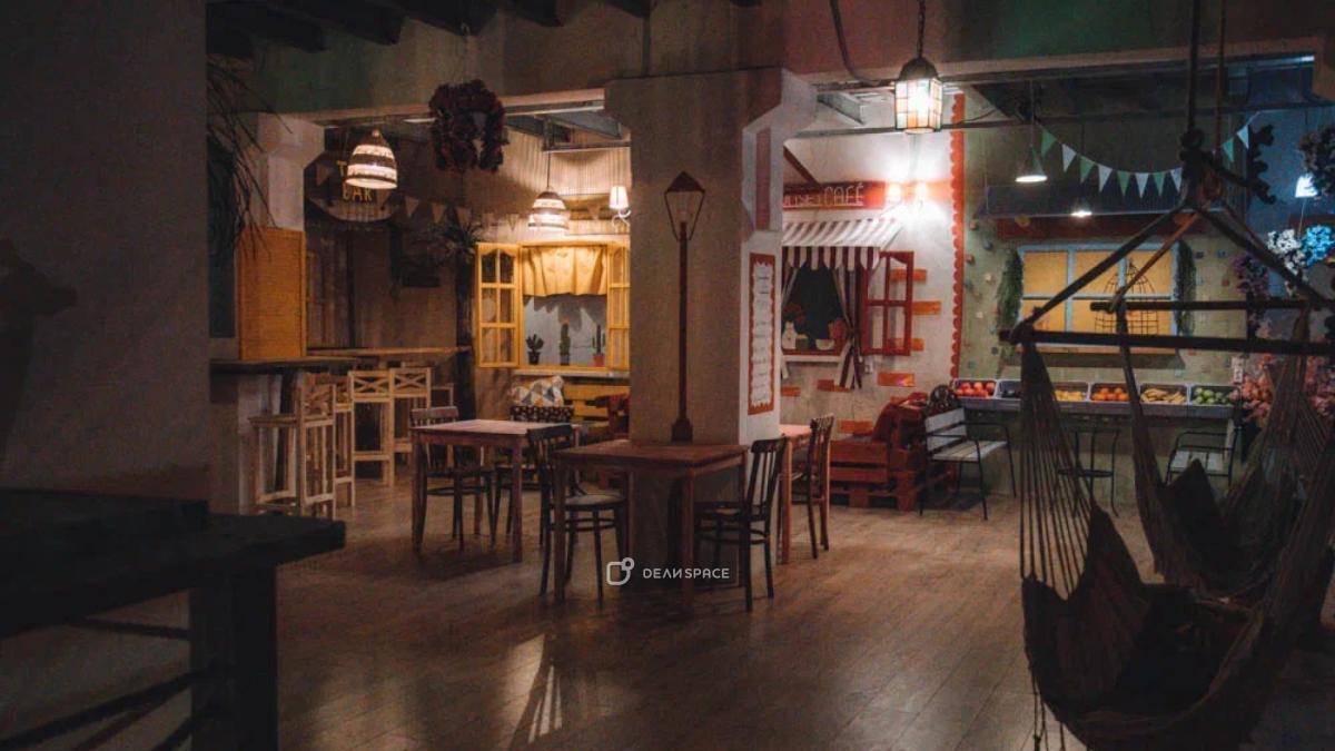 Большой лофт Hawaii House с верандой грилем и кухней на Бауманской - Фото №3