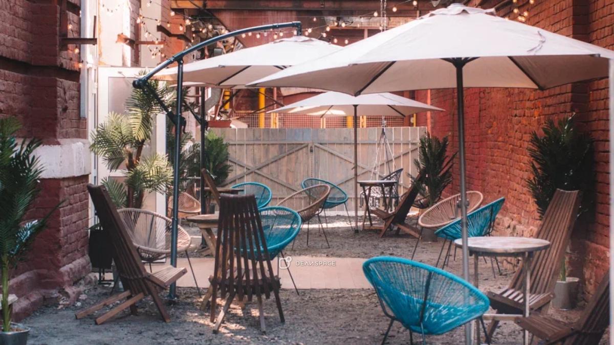 Большой лофт Hawaii House с верандой грилем и кухней на Бауманской - Фото №13