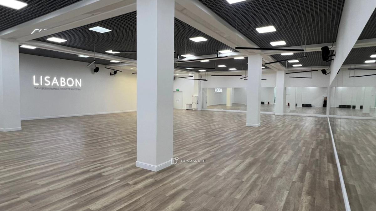 Большой зал 330 кв для танцев и мероприятий на Пражской - Фото №2