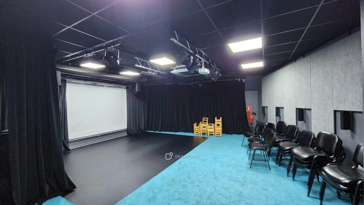 Зал для репетиций, мастер-классов, занятий с детьми у метро Аэропорт - Фото №1