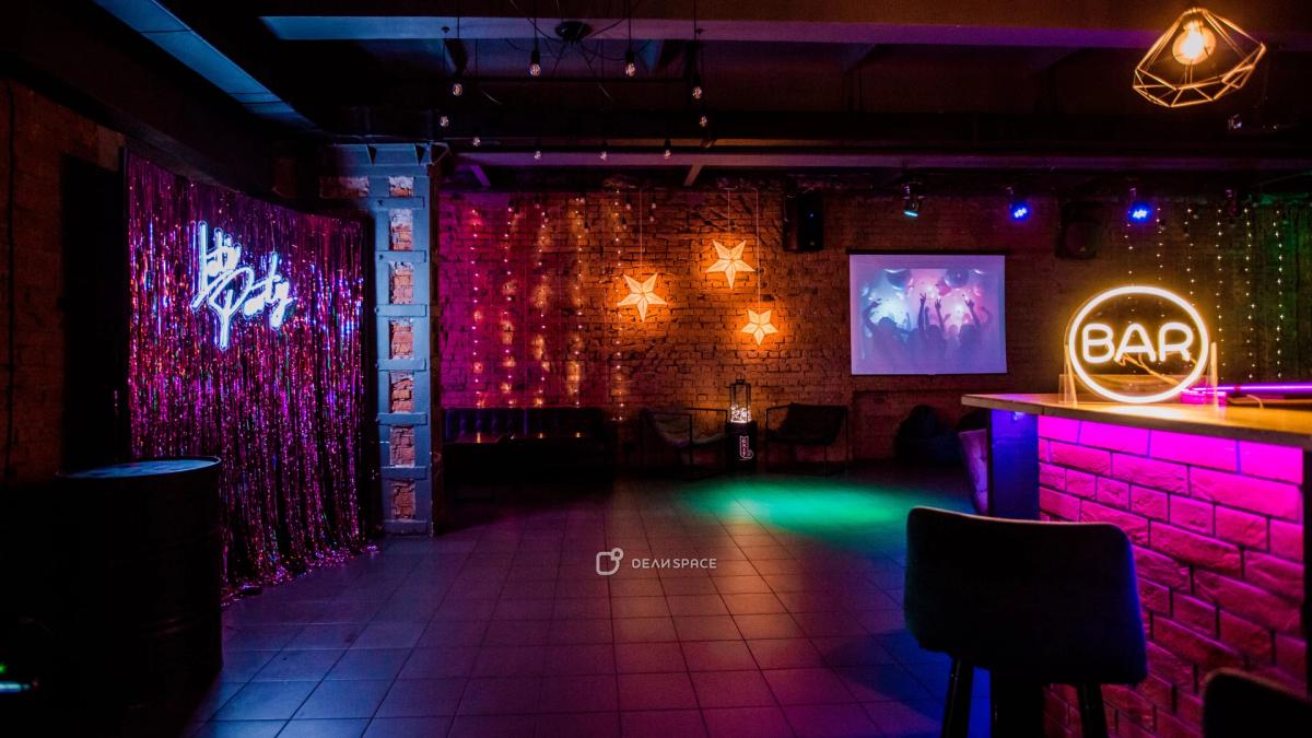 Лофт EXIT LOFT с выходом на крышу на Дубровке - Фото №8