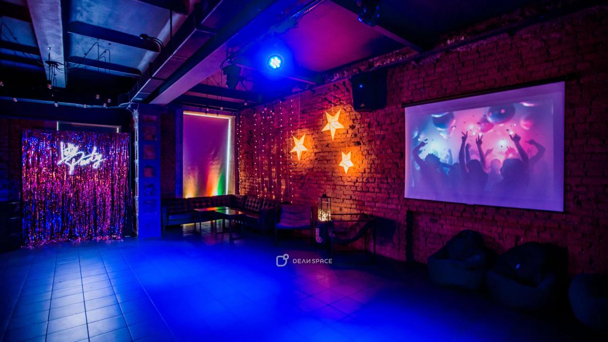 Лофт EXIT LOFT с выходом на крышу на Дубровке - Фото №2