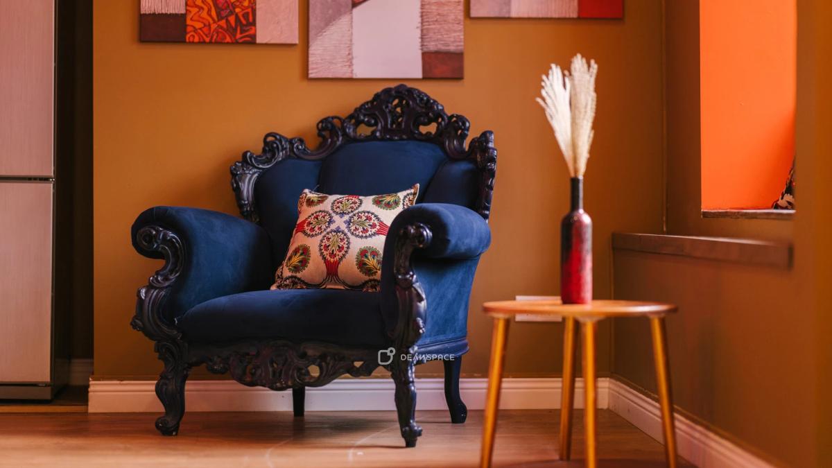 Красочный лофт ESTETIKA с караоке и неоновым освещением у метро Бауманская - Фото №4