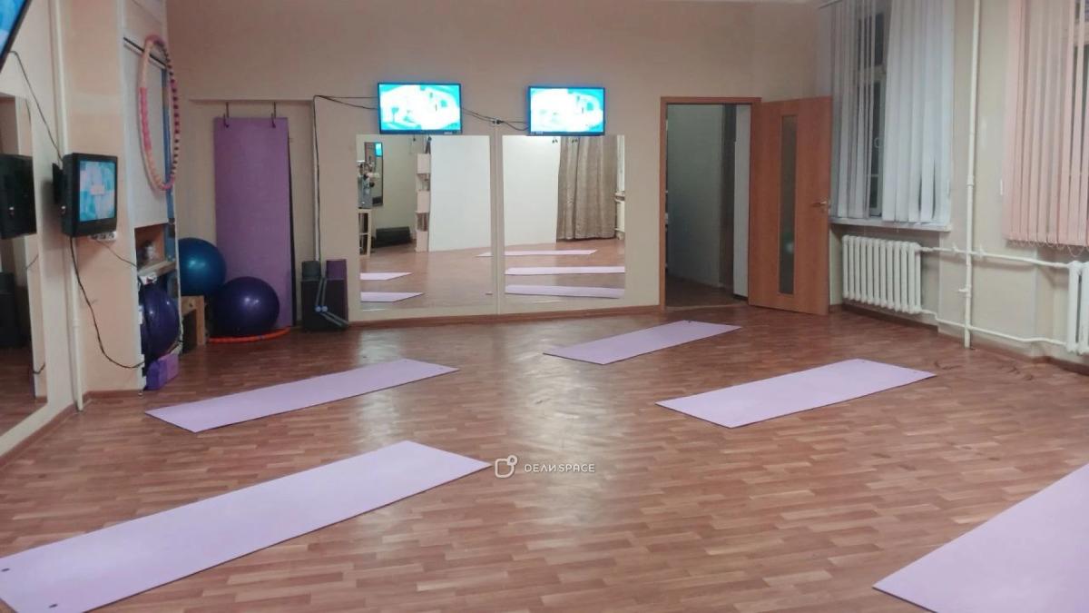 Зал для танцев, йоги и шейпинга на Среднем - Фото №1