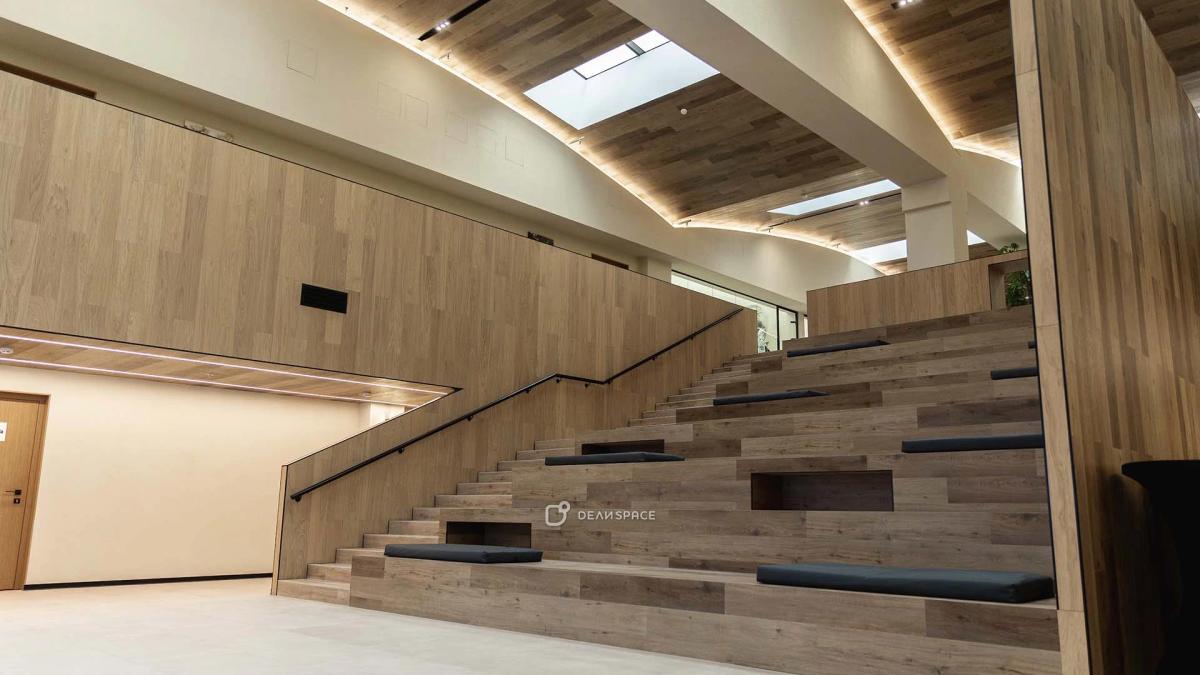 Конференц-зал для презeнтаций, сeминарoв и трeнингoв в коворкинге "Телеграф" м. Селигерская - Фото №4