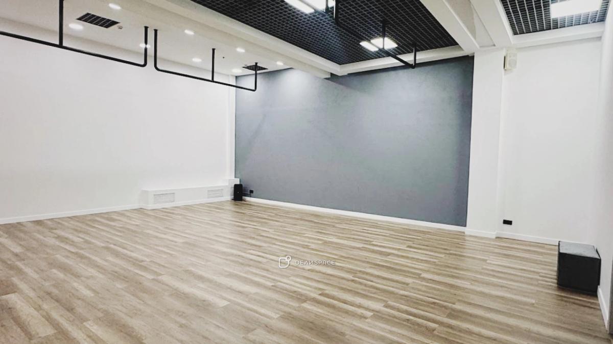 Зал для танцев, йоги, растяжки, спорта Studio 4 на Пражской - Фото №3