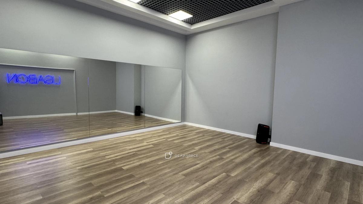 Камерный зал на Пражской №5 - Фото №1