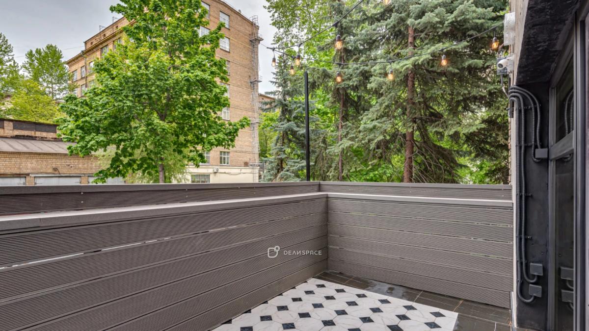 Уютный лофт МЕСТО с выходом на веранду в стиле НЕО КЛАССИКА на Бауманской - Фото №13