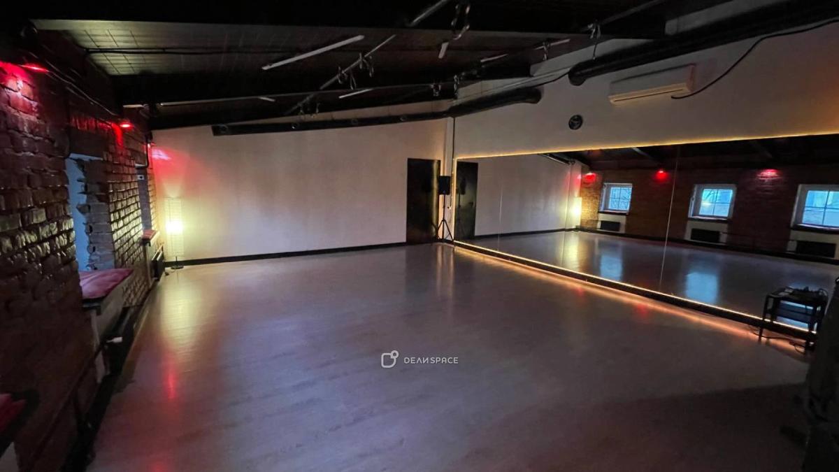 Рыжий зал для танцев и йоги 40 кв.м. на Бауманской - Фото №2