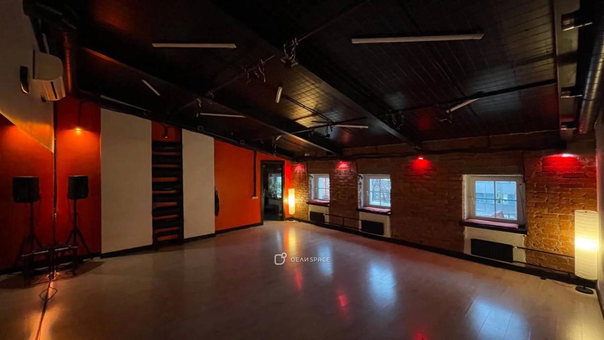 Рыжий зал для танцев и йоги 40 кв.м. на Бауманской - Фото №3