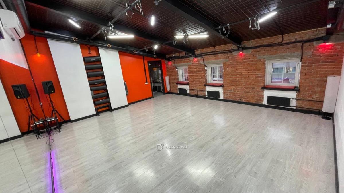 Рыжий зал для танцев и йоги 40 кв.м. на Бауманской - Фото №4