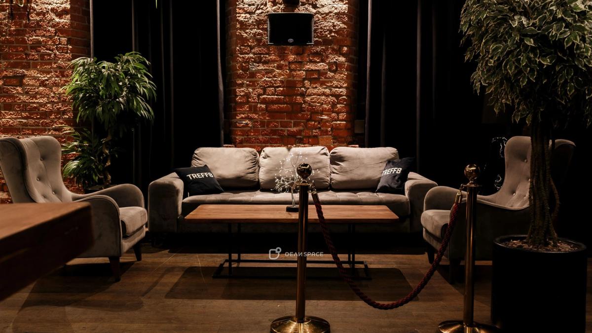 Стильный лофт TREFF8 с парковкой на Курской - Фото №3