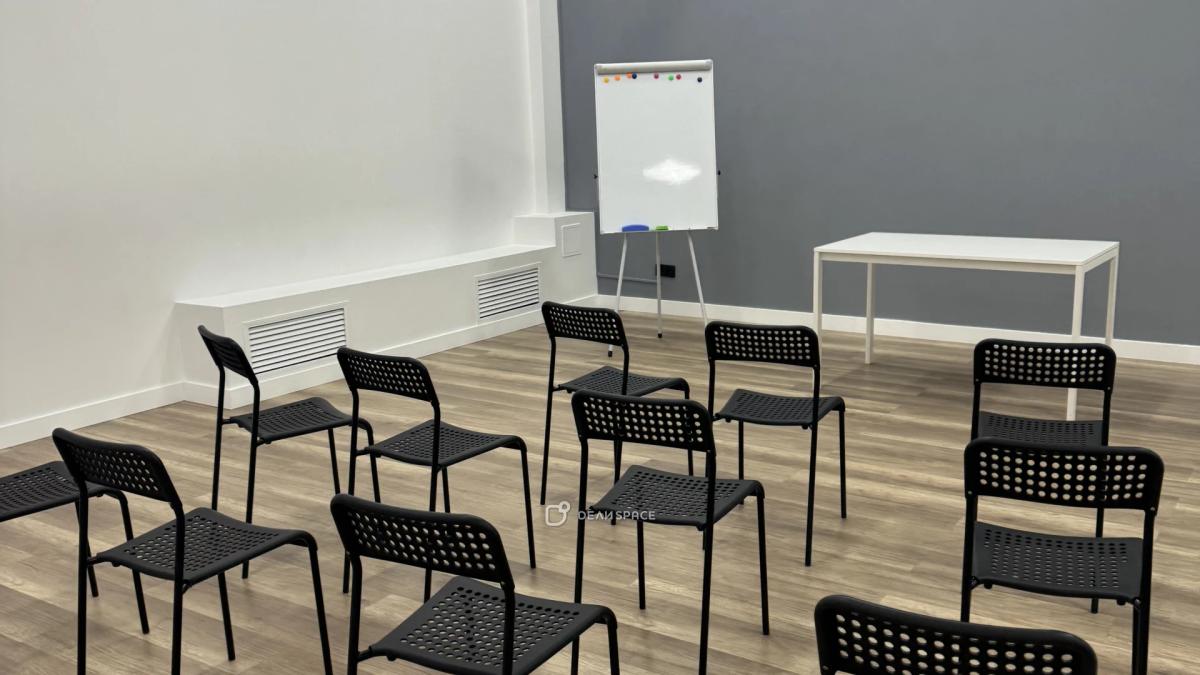 Зал для семинаров, тренингов 90 кв.м на Пражской - Фото №3