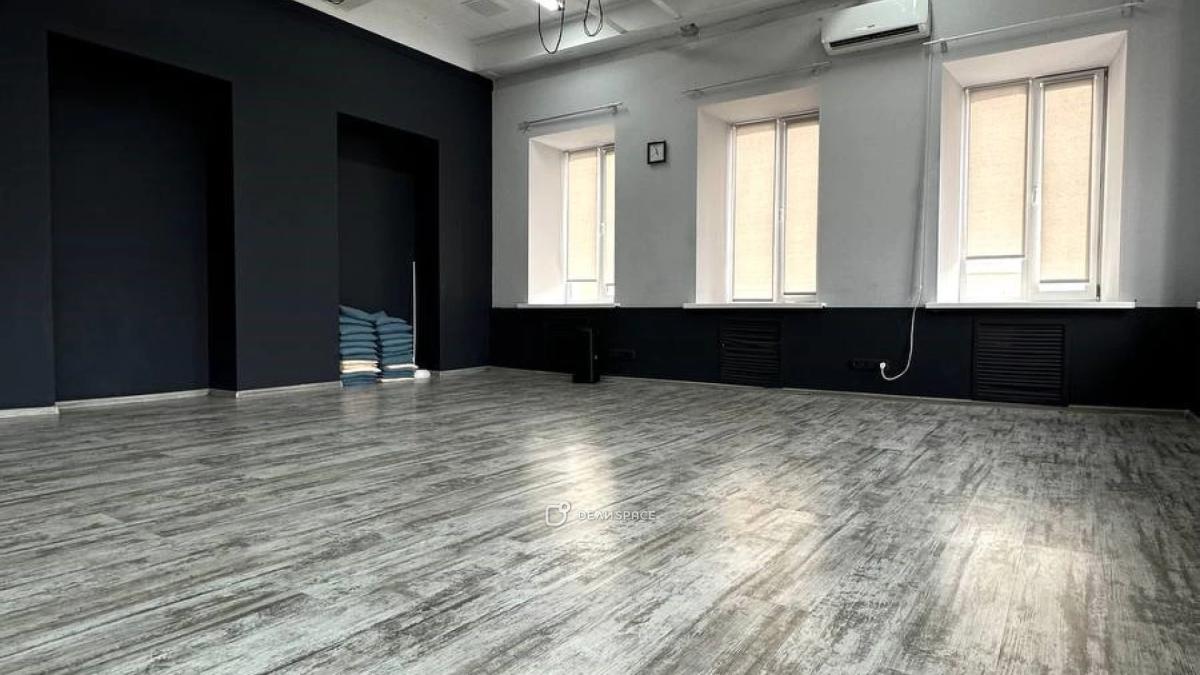 Танцевальный зал, с гамаками на Цветном бульваре №1 - Фото №3