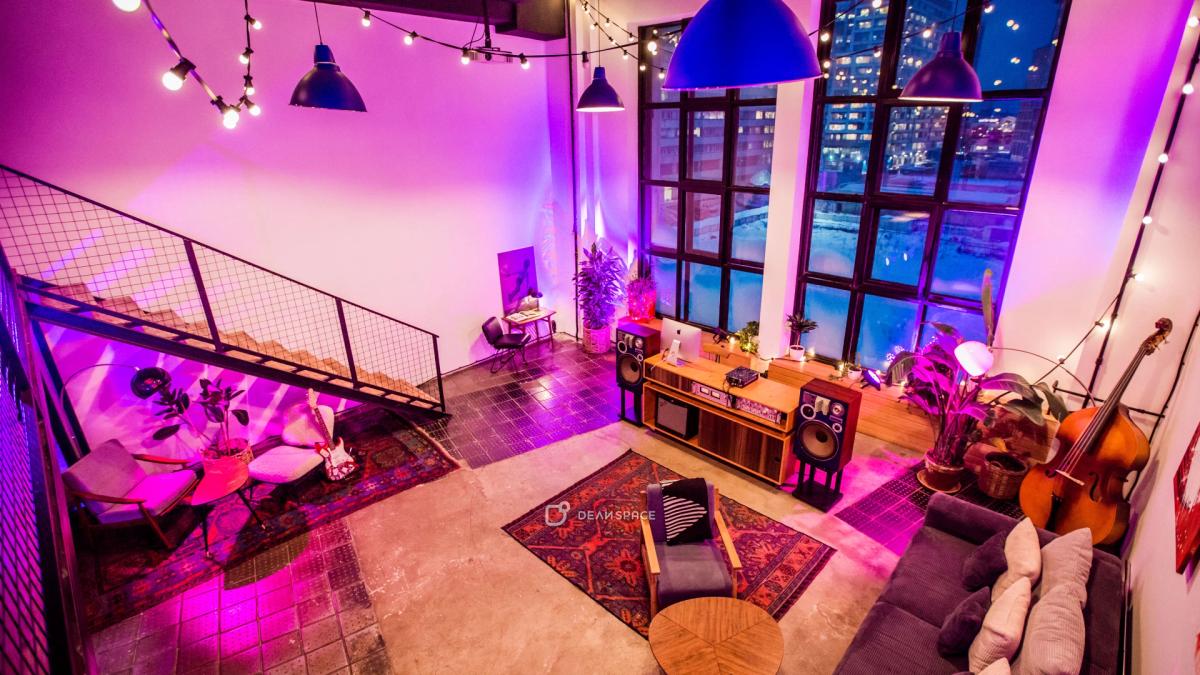 Двухуровневый лофт ROOM 404 на Савёловской - Фото №1