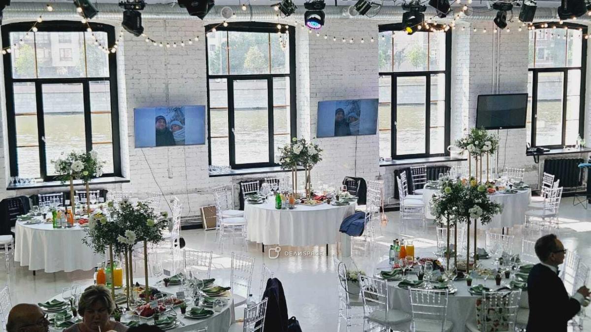 Лофт для бизнес - мероприятий на набережной в центре Москвы - Фото №7