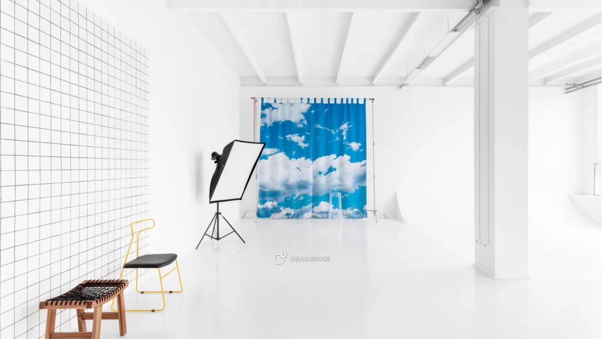 Фотозал Hot Yellow с циклорамой и зоной с песком на Электрозаводской - Фото №3