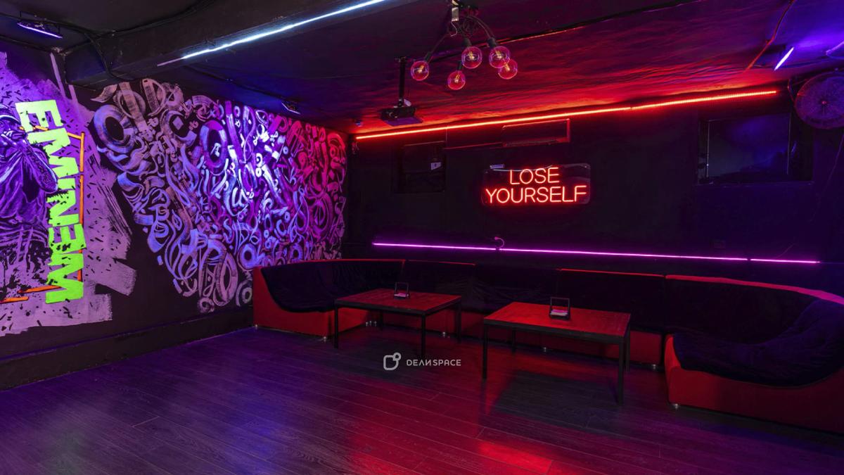 Лофт для вечеринок West Side VIP с караоке и PS 5 - Фото №5