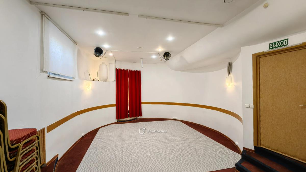 Зал "Овальный" с мини-сценой и кухней для тренингов, семинаров, мастер-классов, деловых и дружеских встреч м. Новослободская - Фото №3