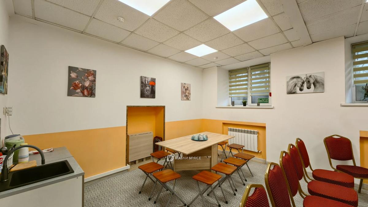 Зал "Конференц" для тренингов, семинаров, для деловых и дружеских встреч м. Новослободская - Фото №2