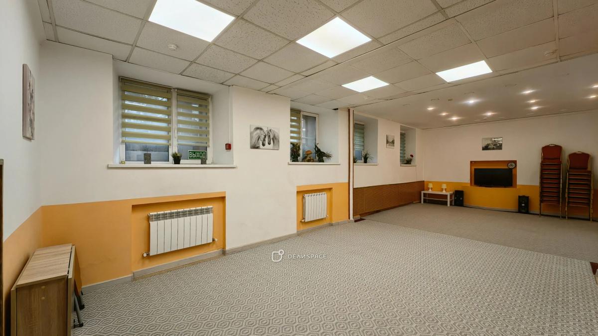 Зал "Конференц" для тренингов, семинаров, для деловых и дружеских встреч м. Новослободская - Фото №3