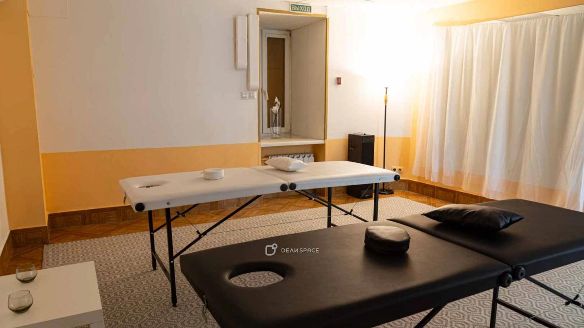 Вип-зал "Апартаменты" для тренигов, деловых и дружеских встреч, курсов, семинаров, телесных практик м. Новослободская - Фото №14