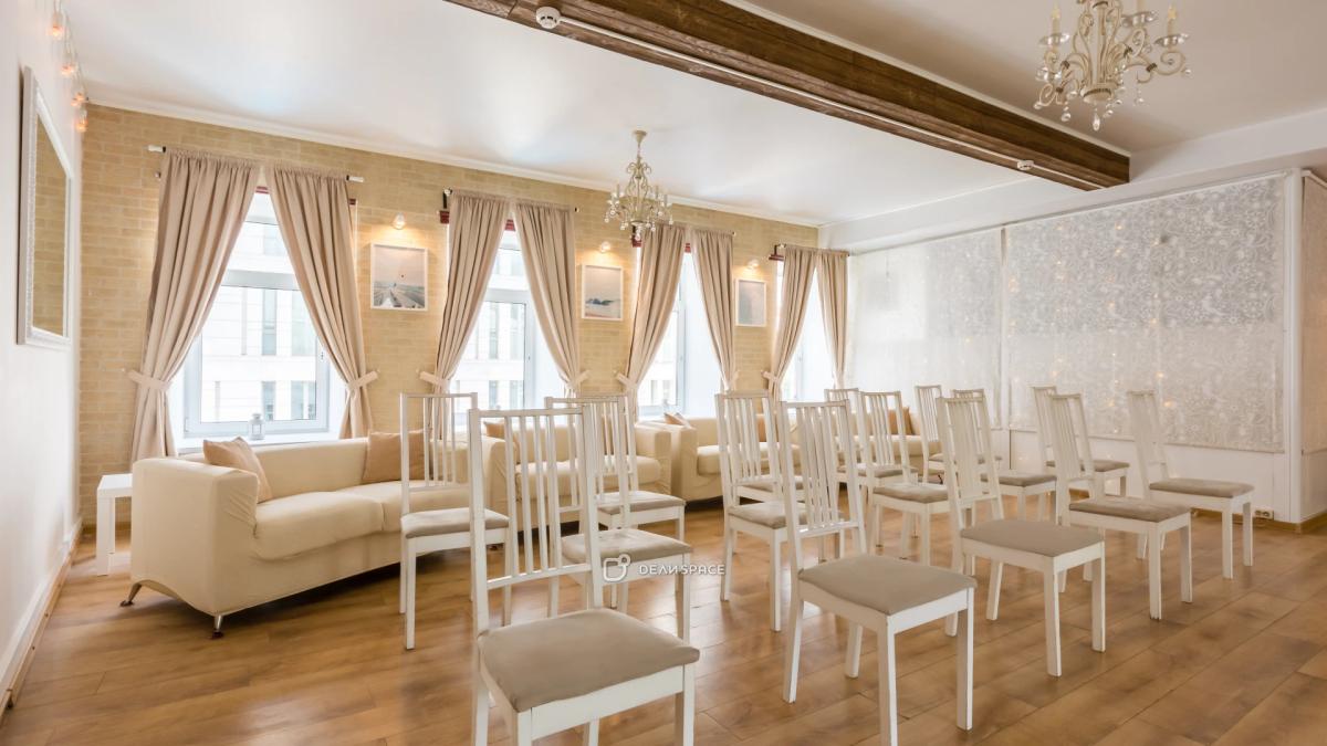 Зал для мастер-классов и лекций Loft Lodge 1 на Кропоткинской - Фото №1