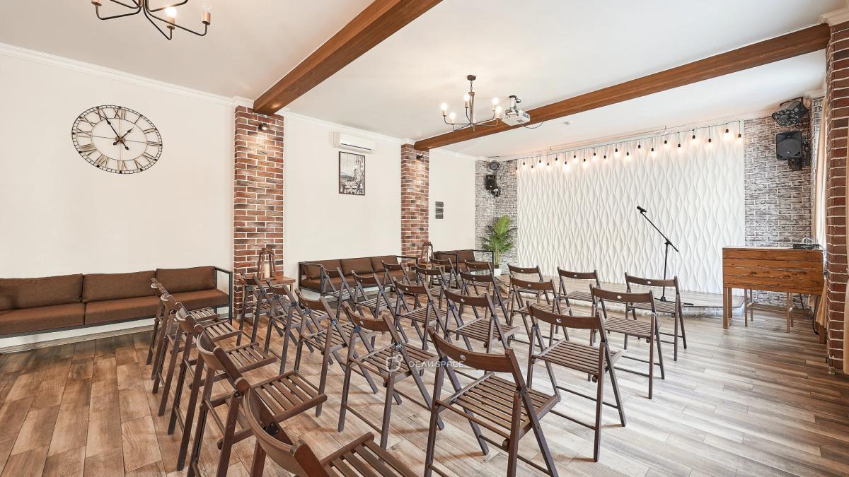 Зал для лекций и мастер-классов Loft Lodge 2 с летней верандой на Бауманской - Фото №3