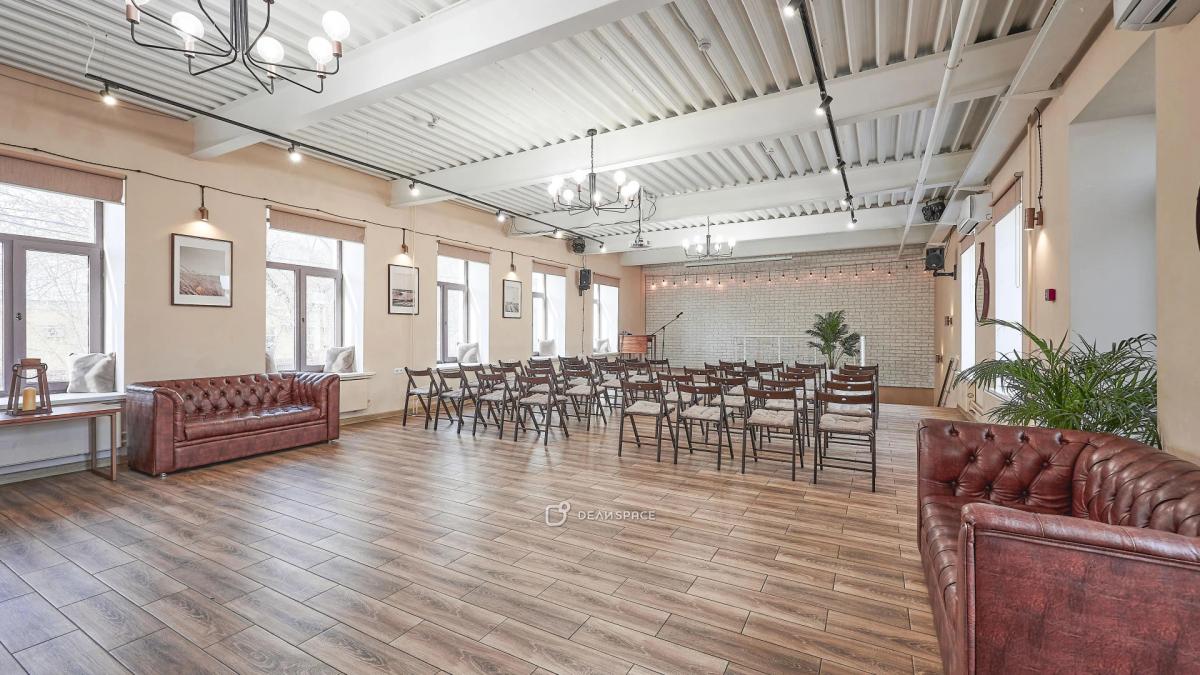 Зал для лекций Loft Lodge 5 у метро Бауманская - Фото №2