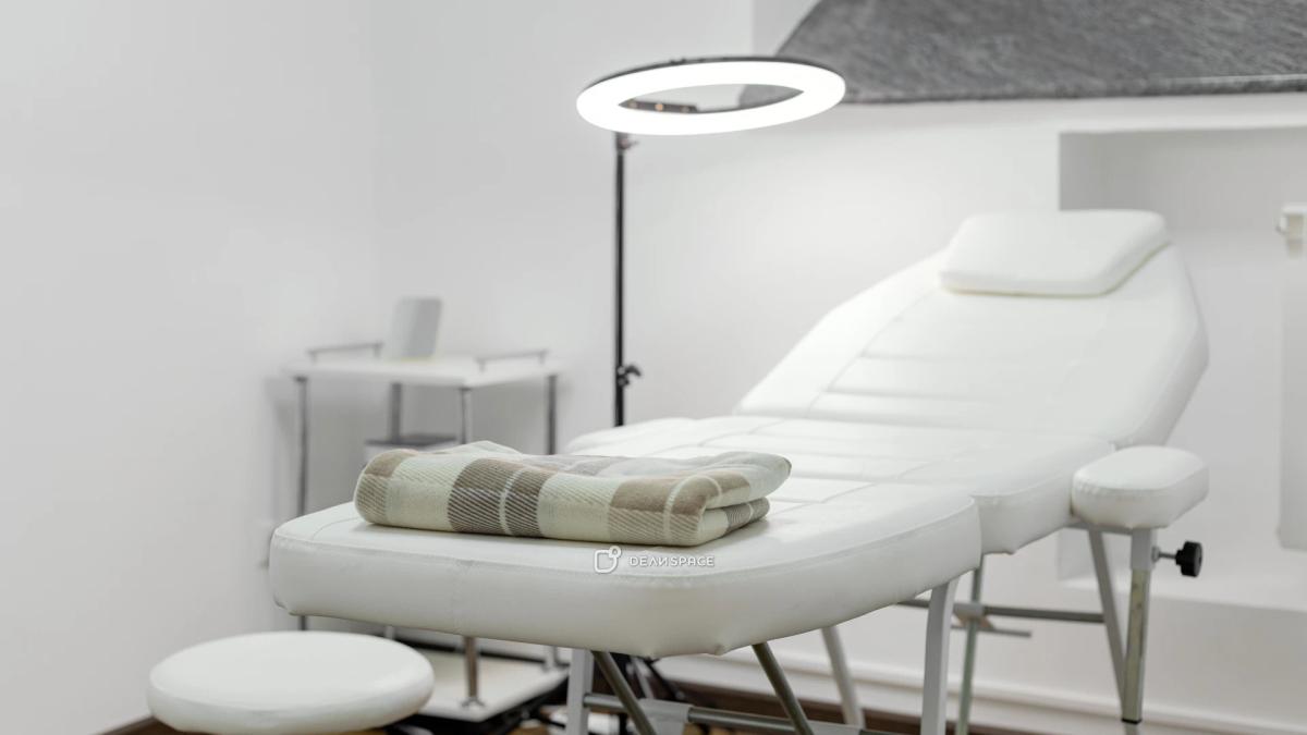 Кабинет для бровиста, лашмейкера, стилиста м. Кропоткинская - Фото №5