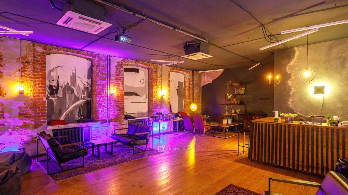 Кирпичный лофт с камином в центре Москвы - Фото №5