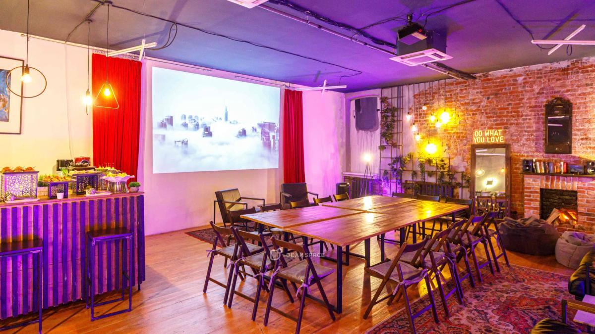 Кирпичный лофт с камином в центре Москвы - Фото №6