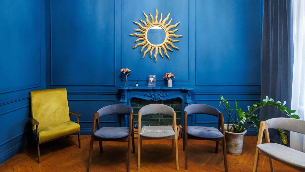 Красивый кабинет для тренингов в центре Москвы - Фото №6