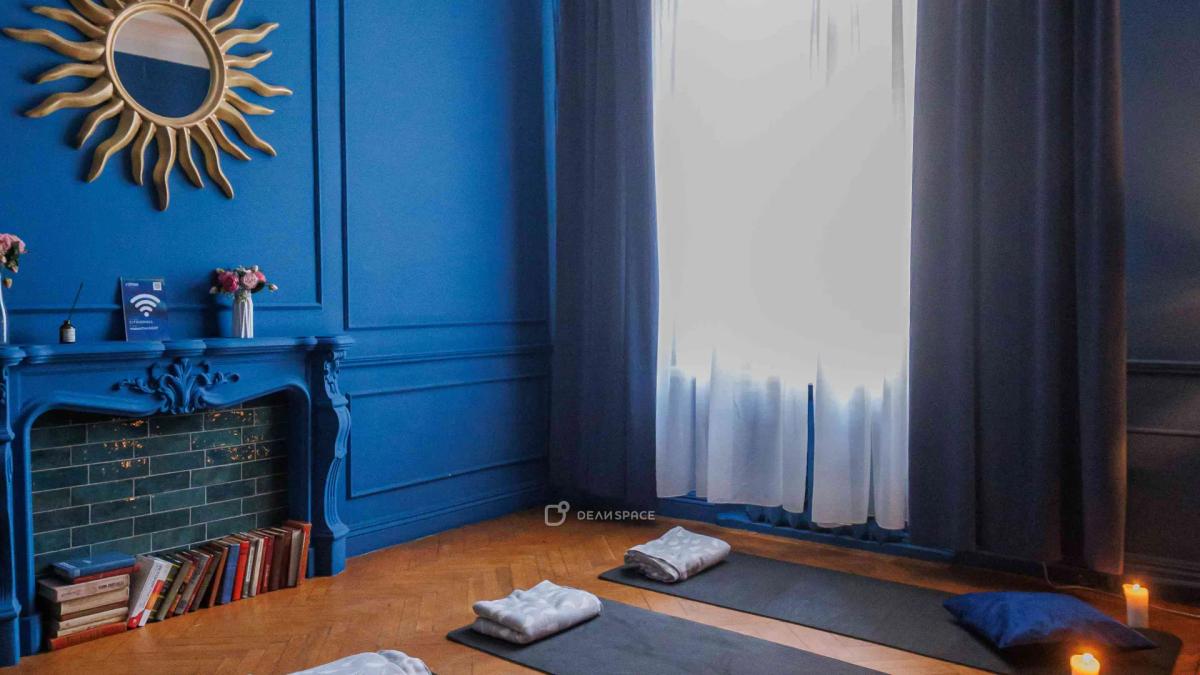 Красивый кабинет для тренингов в центре Москвы - Фото №9