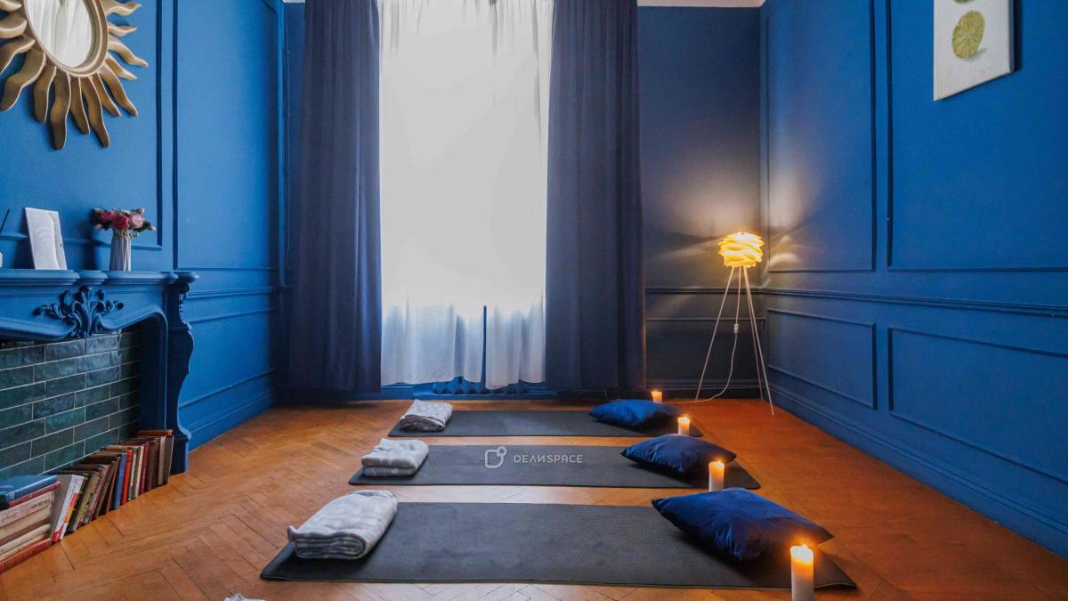 Красивый кабинет для тренингов в центре Москвы - Фото №10