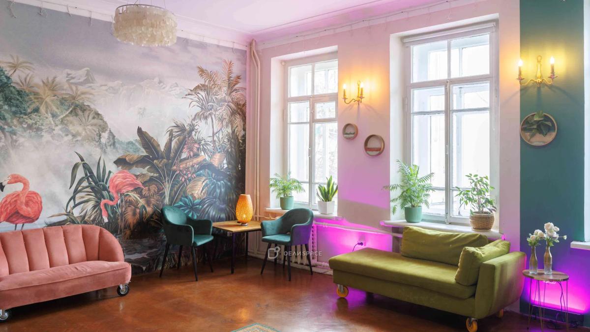 Зеленый лофт с фламинго  в центре Москвы - Фото №7