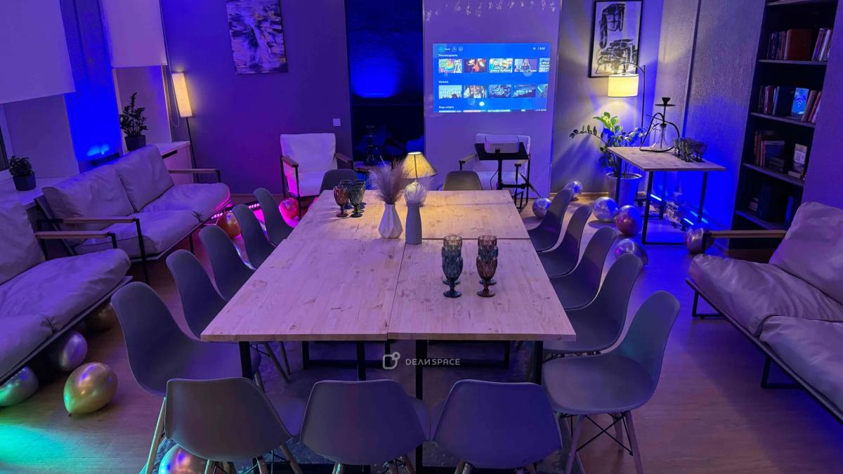 Монохромный лофт в центре Москвы - Фото №2