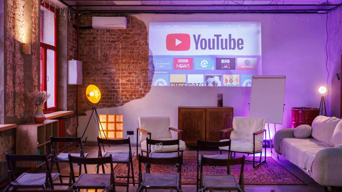 Неоновый лофт для бизнес-мероприятий в центре Москвы - Фото №5