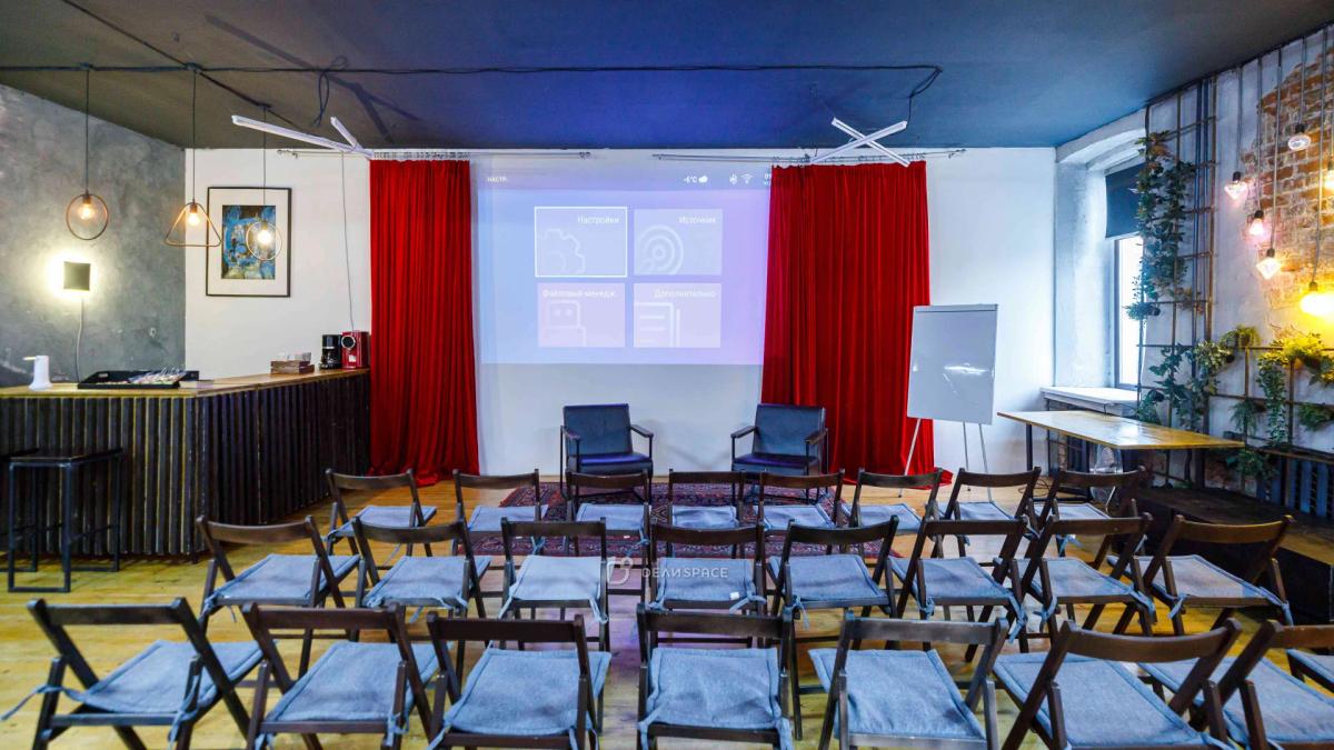 Кирпичный лофт для бизнес- мероприятий в центре Москвы - Фото №2