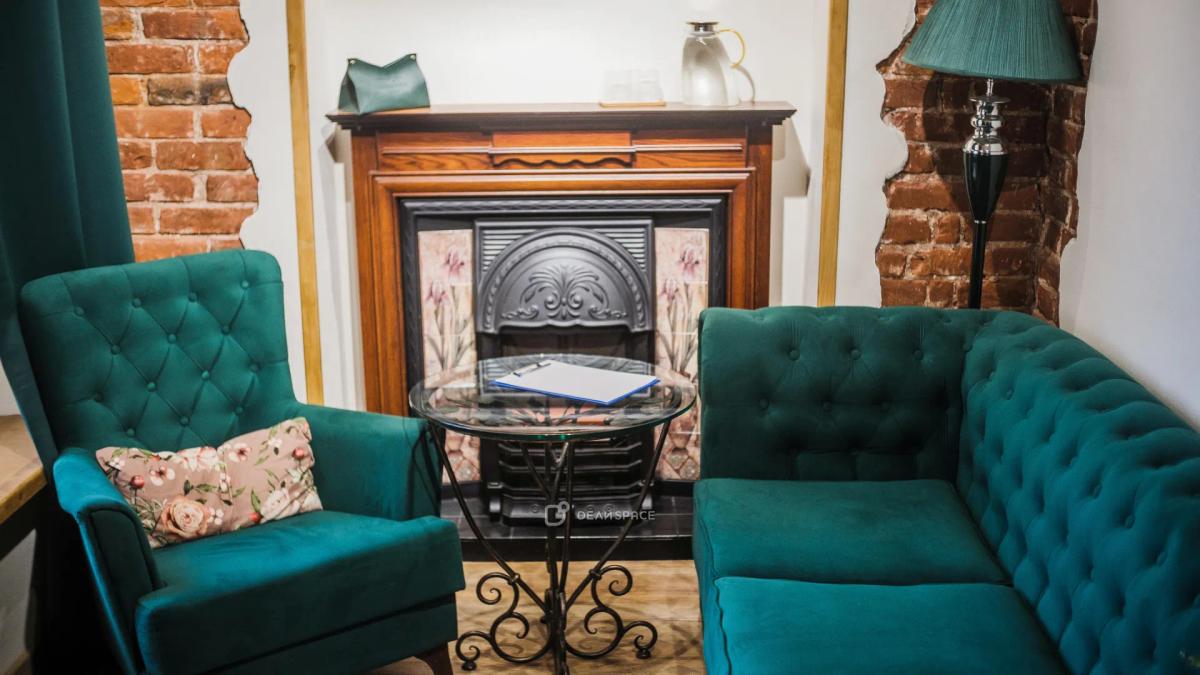 Кабинет "Ревельский" для консультаций, переговоров, коуч-сессий - Фото №1